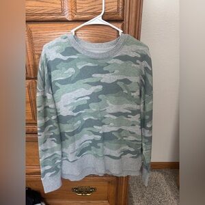 Time and Tru Camo Slit Blouse